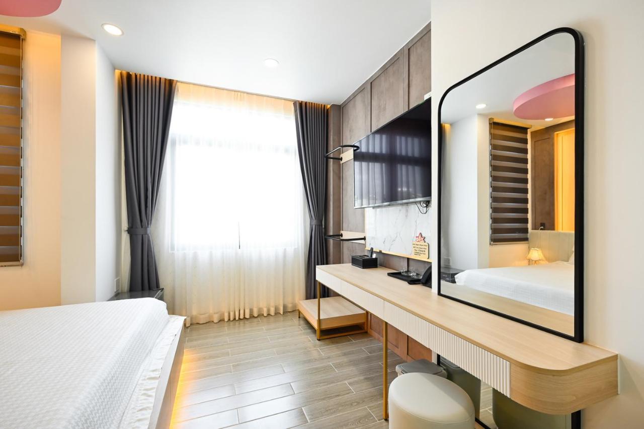 הו צ'י מין סיטי Lotus Airport Hotel Saigon מראה חיצוני תמונה